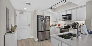 403 S Sapodilla Avenue Gallery 9