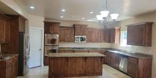 Gorgeous 6 Bedroom Home in Washington! Gallery 1