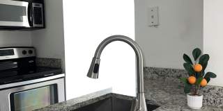 899 Riverside Drive Gallery 9