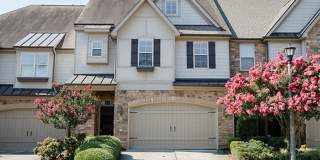 Gorgeous 3 Bedroom 2.5 Bathroom Townhome- Located in Stone Creek Village, Cary! Available August 14th! Gallery 1