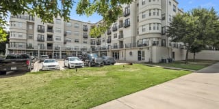 5 Mockingbird Gallery 46