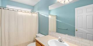 Coeur d' Alene Place! Gallery 24