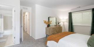 Meadowbrook Village Gallery 10