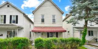 Updated 3 bed/1 bath House with garage! Gallery 1