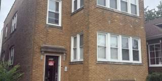 5904 N Fairfield Avenue Gallery 1