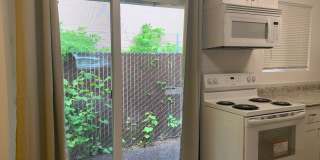 R2212 - Pinewood Apartments Gallery 5