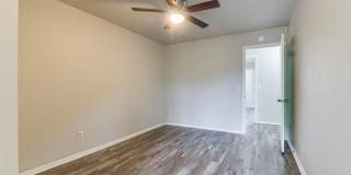 Updated 2 bedroom in OKC Gallery 12