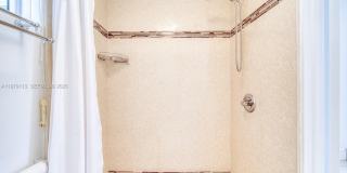 3930 SW 68th Ave Gallery 8