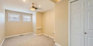 Charming Baltimore Rowhome with Exposed Brick & Private Patio Gallery 17