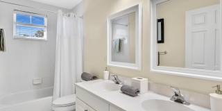 4194 Bluff Harbor Way Gallery 42