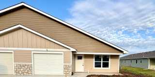 Newly Built 3 Bedroom Duplex in Irvine Acres! Gallery 1