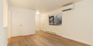 Crestwood Place Gallery 9