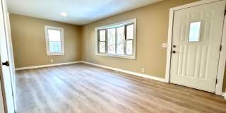 Cute Home, Close to Fort Riley Gallery 3