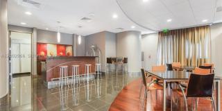 9401 Collins Ave Gallery 37