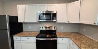 3 bed 2 bath Duplex. Gallery 10
