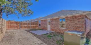 New Construction in Varenna Landing! Storm shelter and lawn care included! Gallery 28