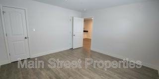 313 North Nav Boulevard Gallery 17