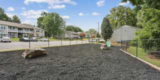 Hampton Point Gallery 30