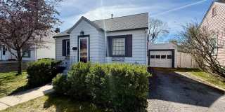 3 Bedroom / 2 Bath Home - Bespoke Elegance in the University District! Gallery 35