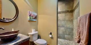 Beautiful Home in an Exclusive Gated Community Gallery 22