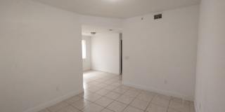 2445 W 78th St - 103 2445 W 78th St - 103 Gallery 1