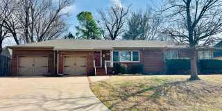 Absolutely gorgeous, remodeled home in beautiful location in Midtown Tulsa Gallery 1