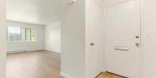 West Royal Apartments Gallery 10
