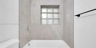 2417 Pierce Street -, Hollywood, FL 33020 2417 Pierce Street -, Hollywood, FL 33020 Gallery 25