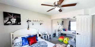 5633 West Bloomfield Road Gallery 21