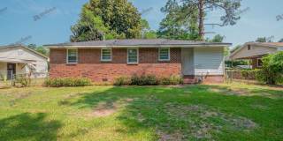 Newly Renovated & Spacious Home w/ Bonus Room Gallery 21