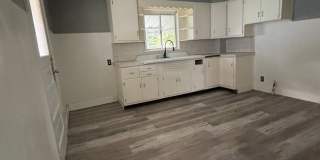 3 Bdrm Newly Renovated Gallery 6
