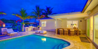 807 SNUG Island Gallery 48