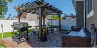 2734 Riverhead Dr Gallery 1