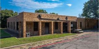 1300 N Anglin Street Gallery 1
