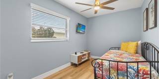 5240 SW 2nd Place Gallery 20