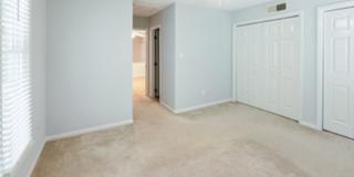 Condo for rent Gallery 33