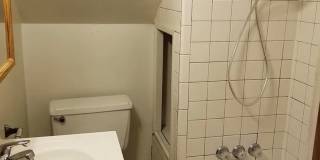 4BR 2BA - Walk to campus!  Available August 1 2027 Gallery 11