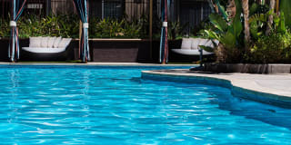 Triana Triana Gallery 21