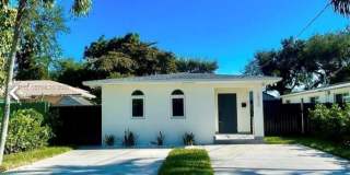 6820 SW 13th Ter Gallery 2