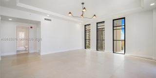671 Biltmore Way Gallery 15