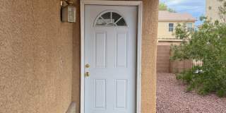 AMERICANA Property Mgmt - 2 story 4 Beds + Loft + Office  in the Gated Community in East LV Gallery 3