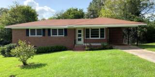 Super Cute All Brick Home in East Macon Gallery 1