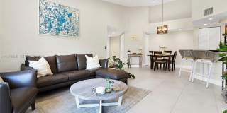 2009 SE 10th Ave Gallery 3