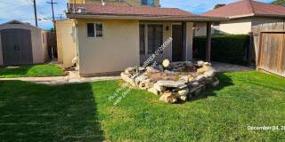 Centrally Located Small Cottage Studio with Private Yard Gallery 1