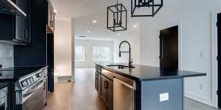 Welcome to Your Stylish Haven in Vibrant East Nashville! Gallery 12