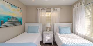 ** ROYAL HARBOR 2/2 REMODELED TOP TO BOTTON BEAUTY READY FOR SEASON ** BRING YOUR OWN BOAT ** GULF OF MEXICO ACCESS ** Gallery 31