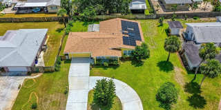 Beachside Living on Riverside Drive | 3 Bed, 2.5 Bath | Solar-Powered Savings Gallery 6