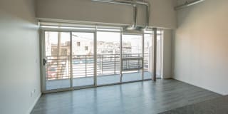 Baltimore Station Gallery 21