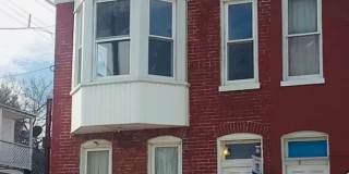 Future Rental! 3 Bedroom 2nd/3rd Floor -West End of York City Gallery 1