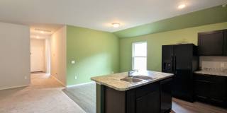 3 Bed / 2 Bath Home in Noble Schools | Fenced Backyard + Storm Shelter Gallery 4